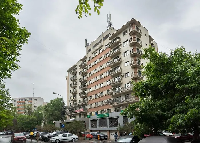 Felicity By The Park