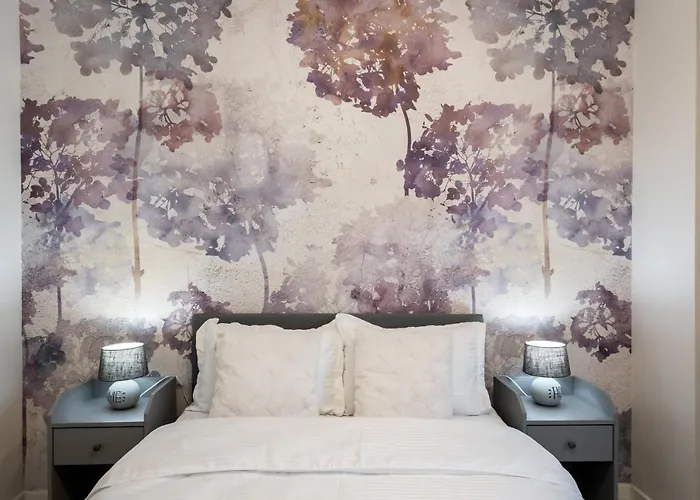 Felicity By The Park Apartman *